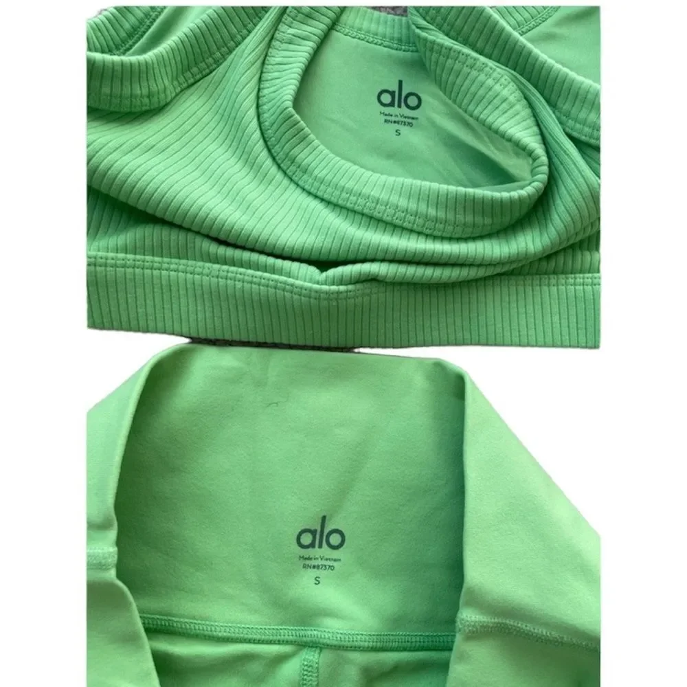 Alo Yoga Green Set Wellness Bra and Airbrush 7" Biker Short | SZ S - Picture 4 of 14